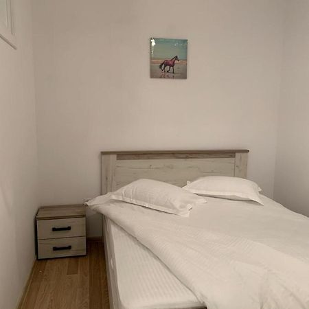Sunrise Apartment Σίμπιου Εξωτερικό φωτογραφία
